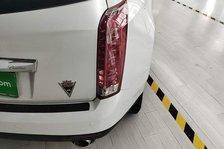 Used Cadillac SRX 2014 3.0L Comfort Model Exterior 3