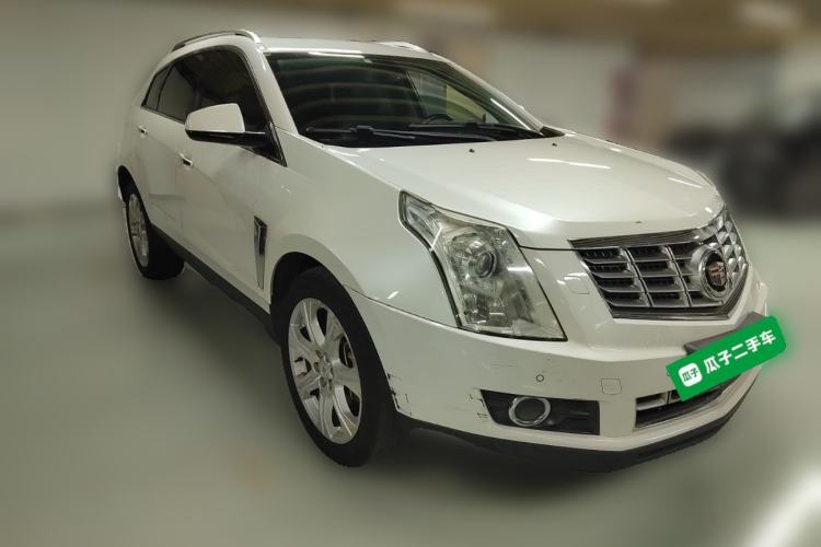 Used Cadillac SRX 2014 3.0L Leading Model Front Right 45 Deg