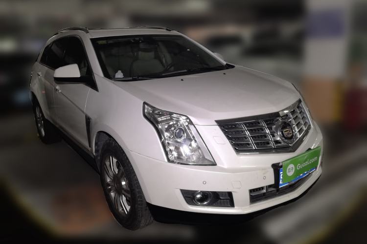 Used Cadillac SRX 2014 3.0L Elite Model Front Right 45 Deg