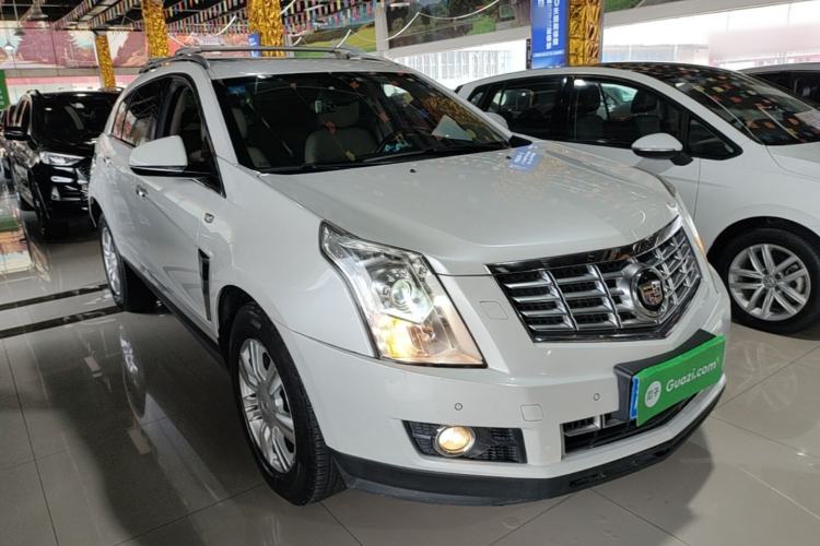 Used Cadillac SRX 2014 3.0L Elite Model Front Right 45 Deg