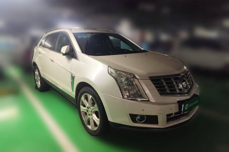 Used Cadillac SRX 2014 3.0L Leading Model Front Right 45 Deg