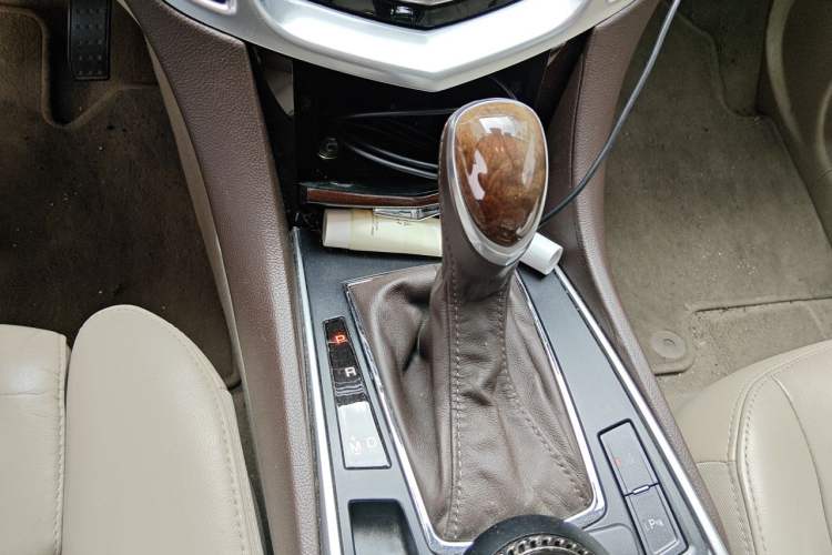 Used Cadillac SRX 2014 3.0L Flagship Model Gear Lever