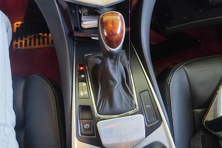 Used Cadillac SRX 2014 3.0L Leading Model Gear Lever