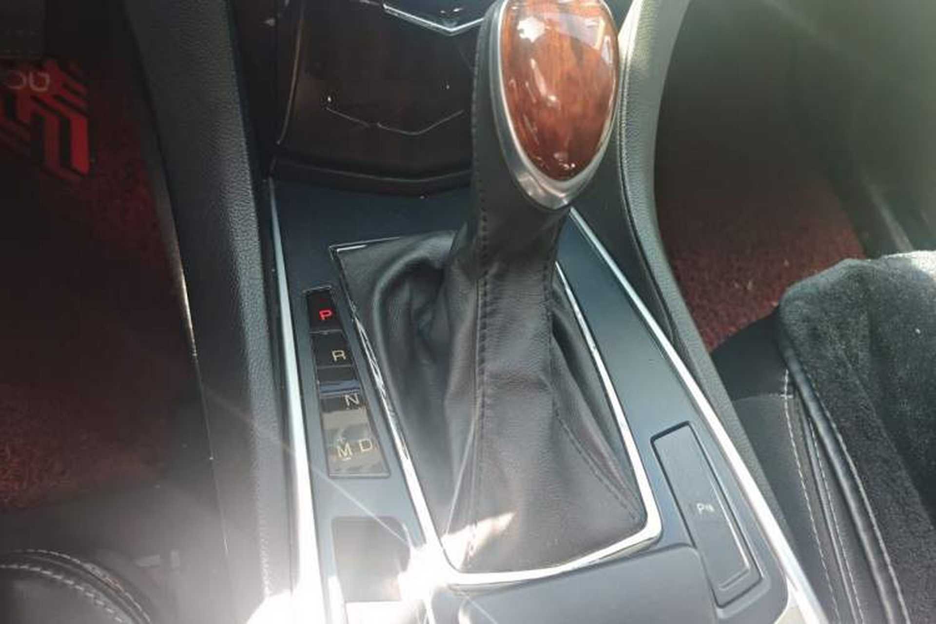 Used Cadillac SRX 2014 3.0L Luxury Model Gear Lever