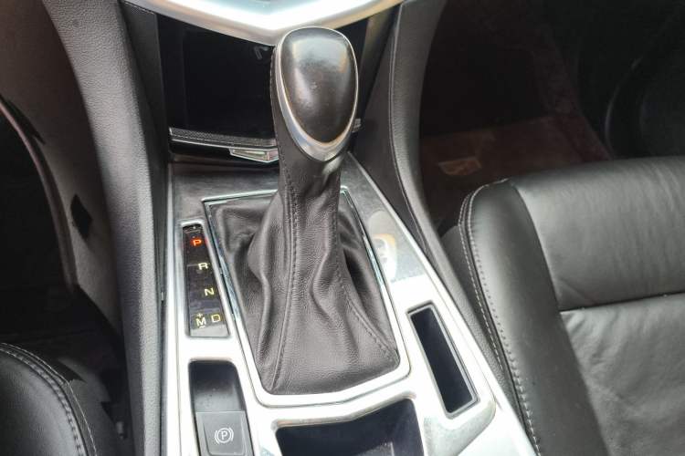 Used Cadillac SRX 2014 3.0L Comfort Model Gear Lever