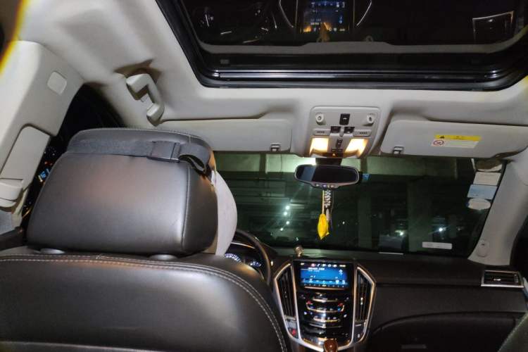 Used Cadillac SRX 2014 3.0L Elite Model Headliner