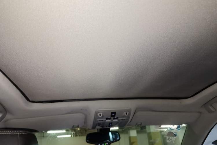 Used Cadillac SRX 2014 3.0L Comfort Model Headliner