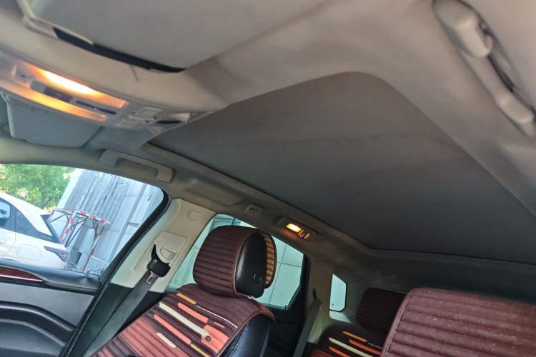 Used Cadillac SRX 2014 3.0L Luxury Model Headliner