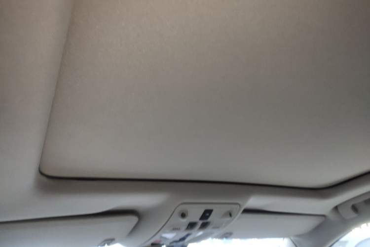 Used Cadillac SRX 2014 3.0L Leading Model Headliner