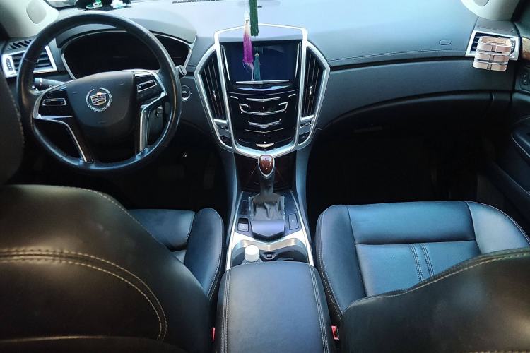 Used Cadillac SRX 2014 3.0L Luxury Model Interior 2