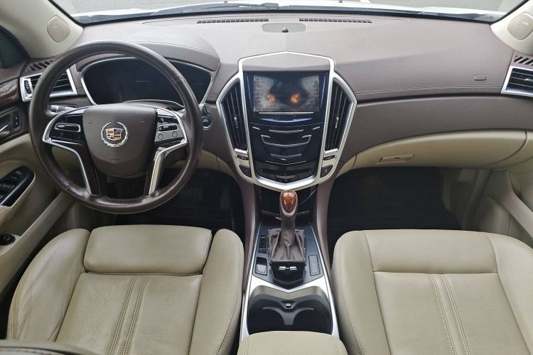 Used Cadillac SRX 2014 3.0L Elite Model Interior 3