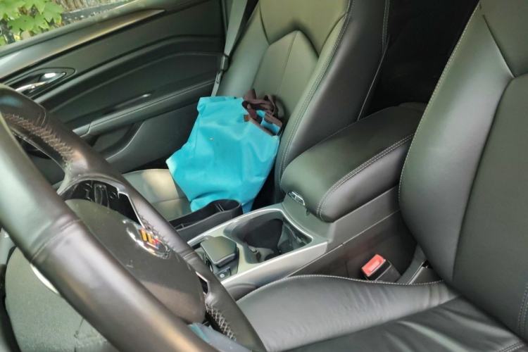 Used Cadillac SRX 2014 3.0L Comfort Model Left Front Seat