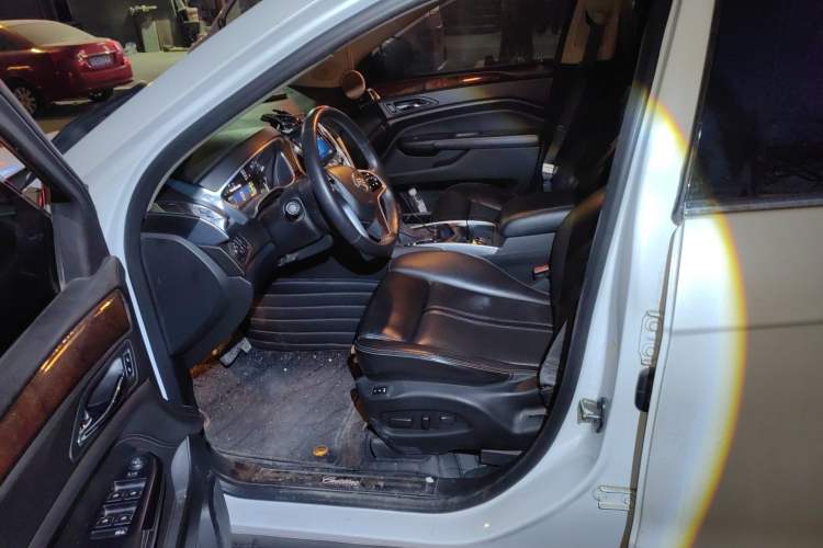 Used Cadillac SRX 2014 3.0L Luxury Model Left Front Seat