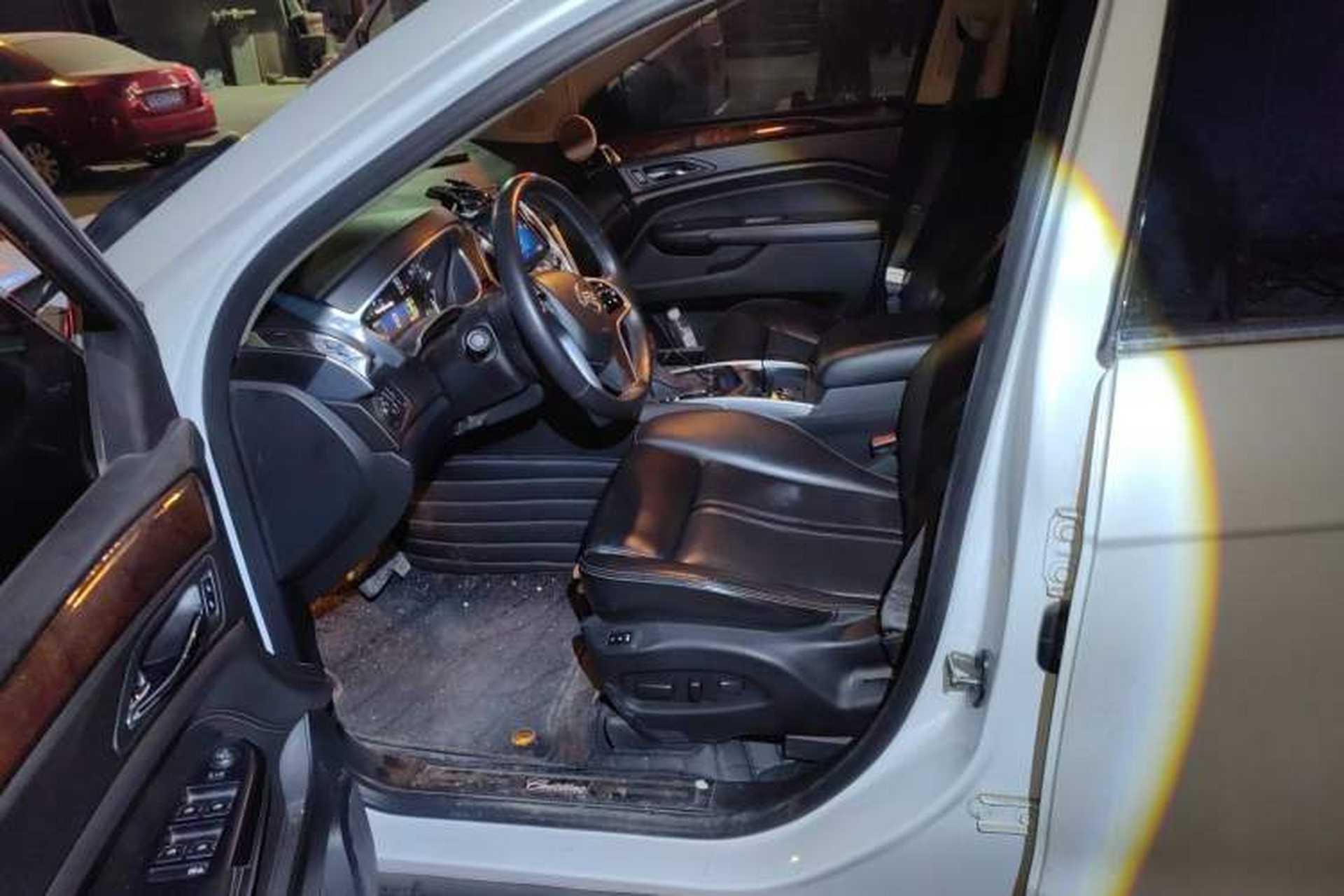 Used Cadillac SRX 2014 3.0L Luxury Model Left Front Seat