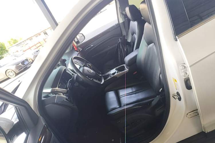 Used Cadillac SRX 2014 3.0L Leading Model Left Front Seat