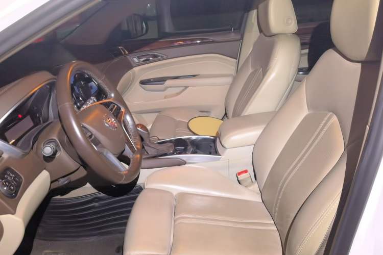 Used Cadillac SRX 2014 3.0L Elite Model Left Front Seat