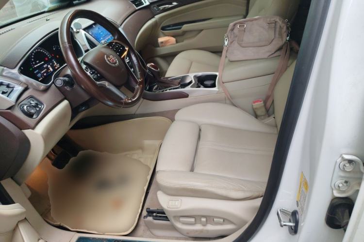 Used Cadillac SRX 2014 3.0L Elite Model Left Front Seat