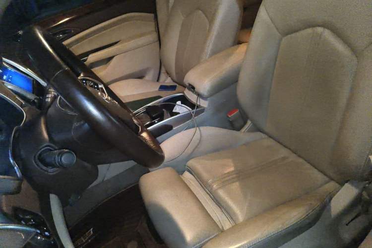Used Cadillac SRX 2014 3.0L Elite Model Left Front Seat