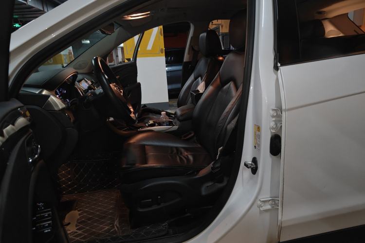 Used Cadillac SRX 2014 3.0L Comfort Model Left Front Seat