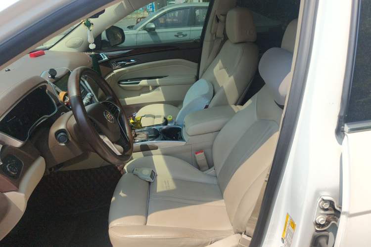 Used Cadillac SRX 2014 3.0L Elite Model Left Front Seat