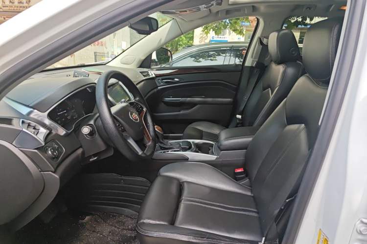Used Cadillac SRX 2014 3.0L Leading Model Left Front Seat