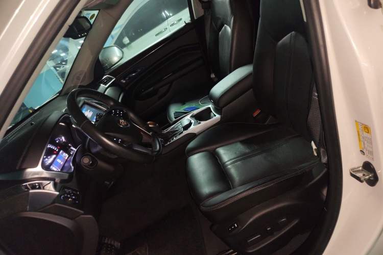 Used Cadillac SRX 2014 3.0L Leading Model Left Front Seat