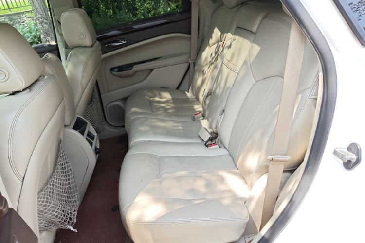 Used Cadillac SRX 2014 3.0L Elite Model Left Rear Seat