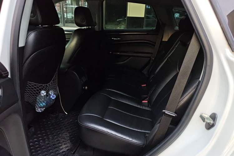 Used Cadillac SRX 2014 3.0L Comfort Model Left Rear Seat
