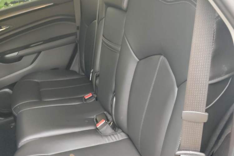 Used Cadillac SRX 2014 3.0L Comfort Model Left Rear Seat