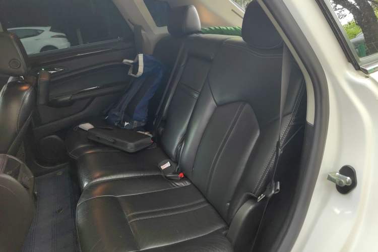 Used Cadillac SRX 2014 3.0L Elite Model Left Rear Seat