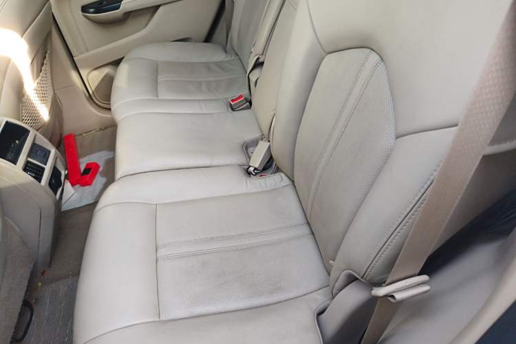 Used Cadillac SRX 2014 3.0L Elite Model Left Rear Seat