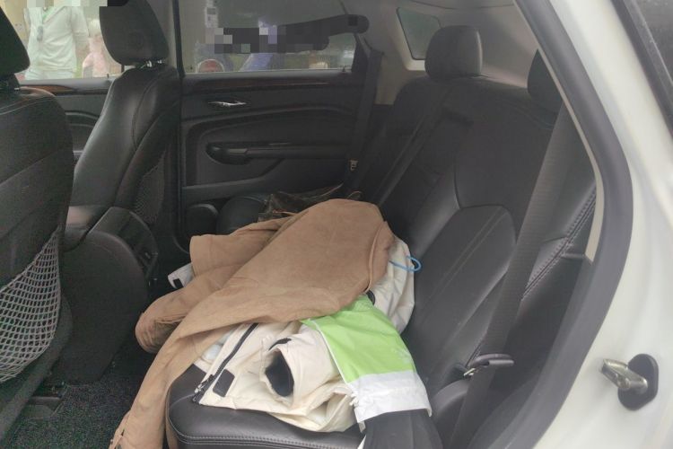 Used Cadillac SRX 2014 3.0L Elite Model Left Rear Seat