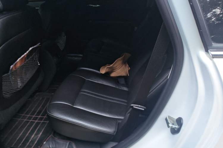 Used Cadillac SRX 2014 3.0L Elite Model Left Rear Seat