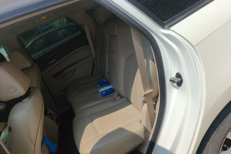 Used Cadillac SRX 2014 3.0L Elite Model Left Rear Seat