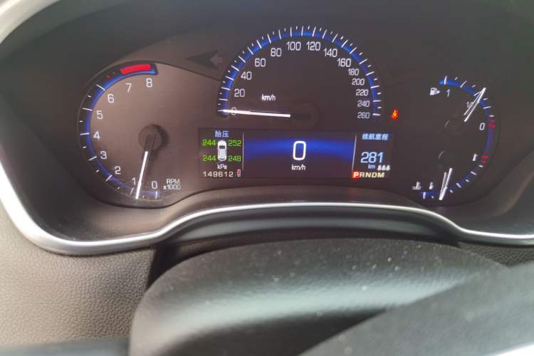 Used Cadillac SRX 2014 3.0L Elite Model Odometer Close Up