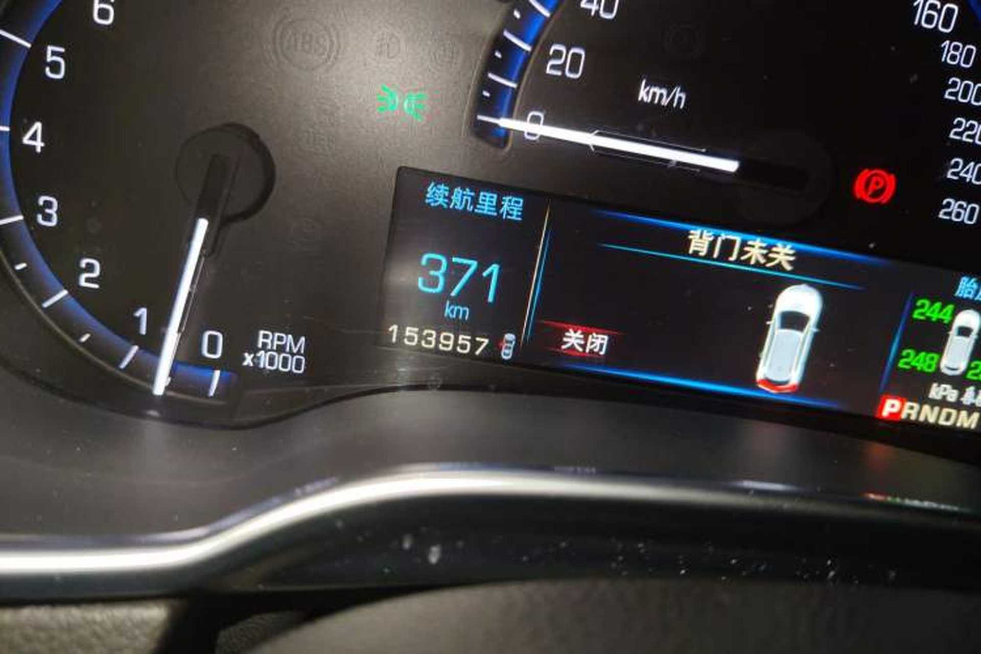Used Cadillac SRX 2014 3.0L Leading Model Odometer Close Up