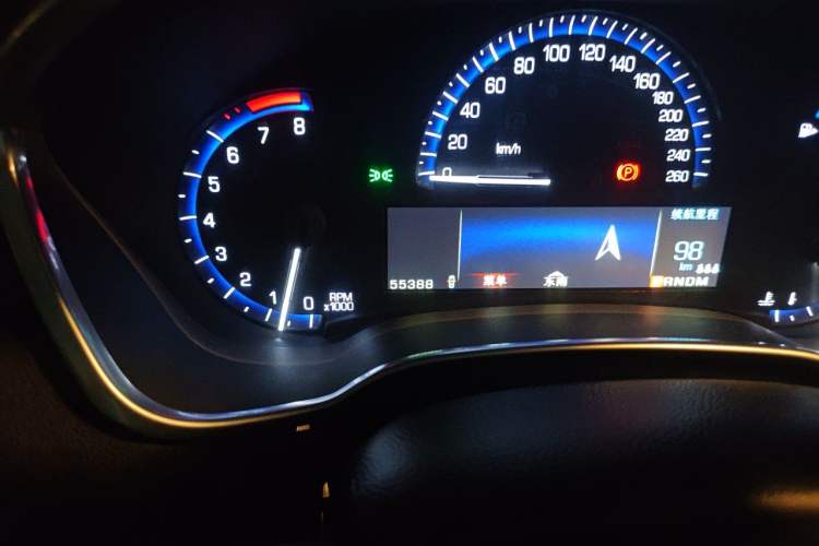 Used Cadillac SRX 2014 3.0L Elite Model Odometer Close Up