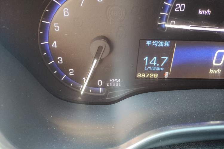 Used Cadillac SRX 2014 3.0L Luxury Model Odometer Close Up