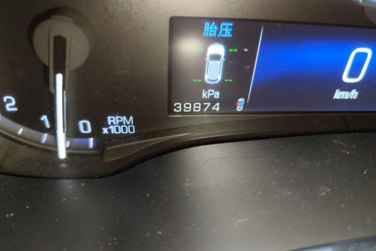 Used Cadillac SRX 2014 3.0L Leading Model Odometer Close Up