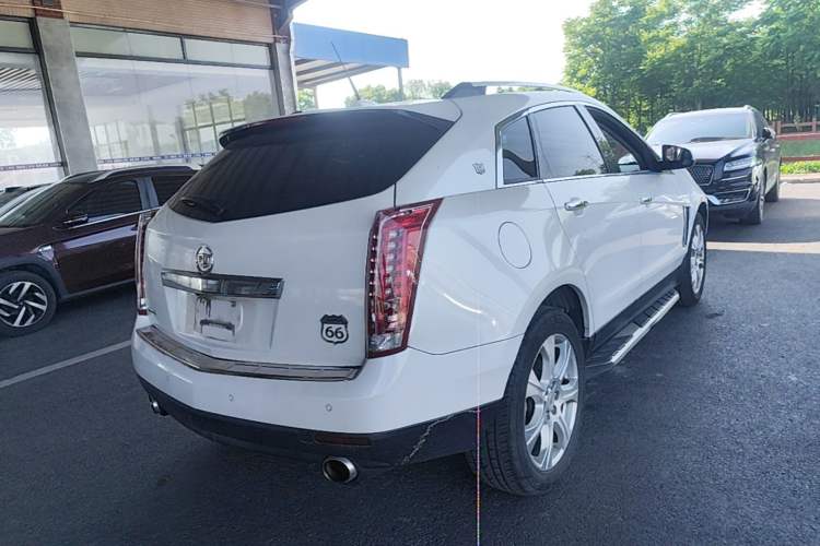 Used Cadillac SRX 2014 3.0L Leading Model Rear Right 45 Deg