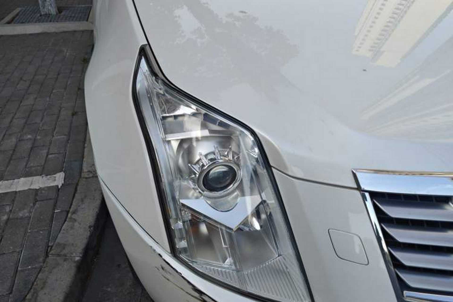 Used Cadillac SRX 2014 3.0L Comfort Model Right Front Headlight