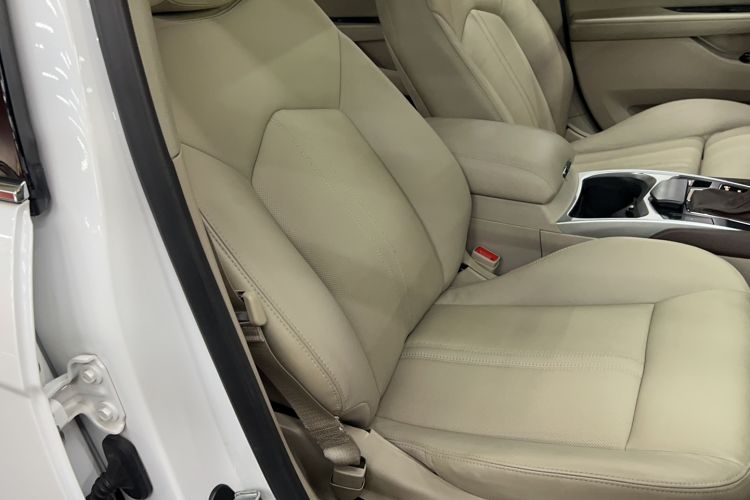 Used Cadillac SRX 2014 3.0L Elite Model Right Front Seat