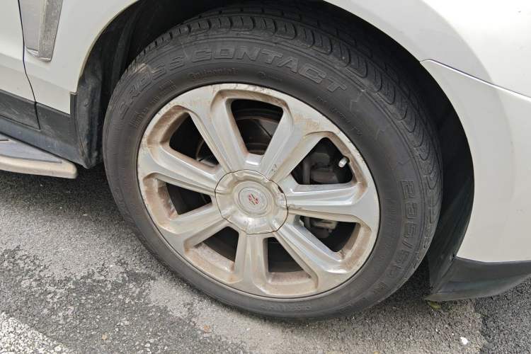 Used Cadillac SRX 2014 3.0L Flagship Model Right Front Wheel Hub