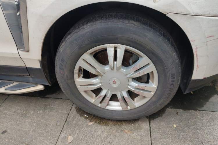 Used Cadillac SRX 2014 3.0L Elite Model Right Front Wheel Hub