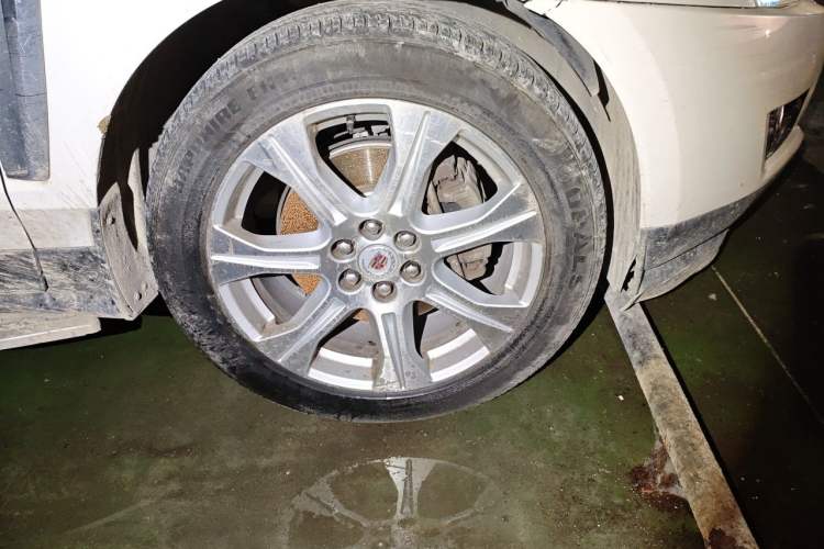 Used Cadillac SRX 2014 3.0L Leading Model Right Front Wheel Hub