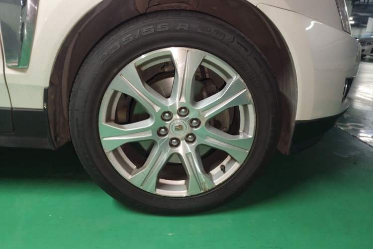 Used Cadillac SRX 2014 3.0L Leading Model Right Front Wheel Hub