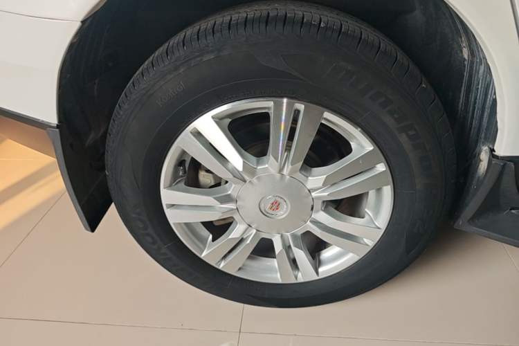 Used Cadillac SRX 2014 3.0L Comfort Model Right Rear Wheel Hub