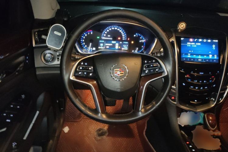 Used Cadillac SRX 2014 3.0L Elite Model Steering Wheel
