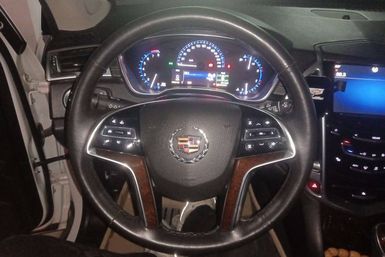 Used Cadillac SRX 2014 3.0L Leading Model Steering Wheel