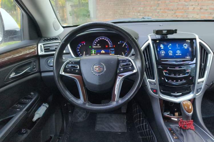 Used Cadillac SRX 2014 3.0L Luxury Model Steering Wheel
